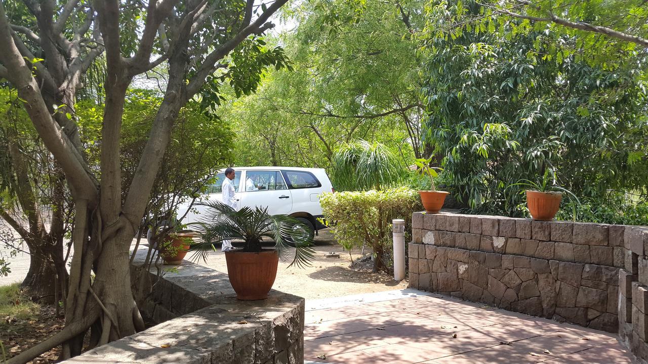 The Meadows Resort And Spa Aurangabad  Exterior photo